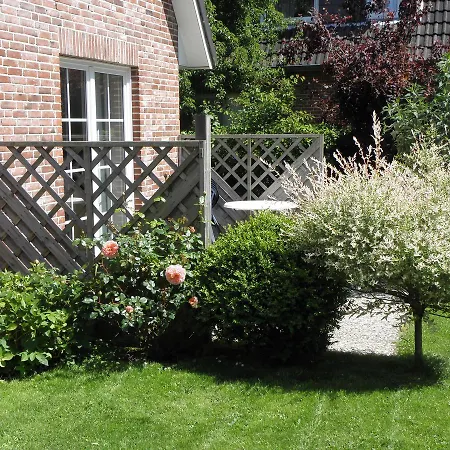 Ferienwohnungen-ingrid-jacobs-wohnung-3 * Olsdorf (Nordfriesland)